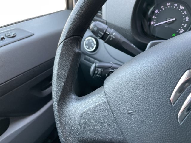 Fahrzeugabbildung Citroën Jumpy 1.5 BlueHDi 100 Club M-L2H1 3-Sitzer, Rück