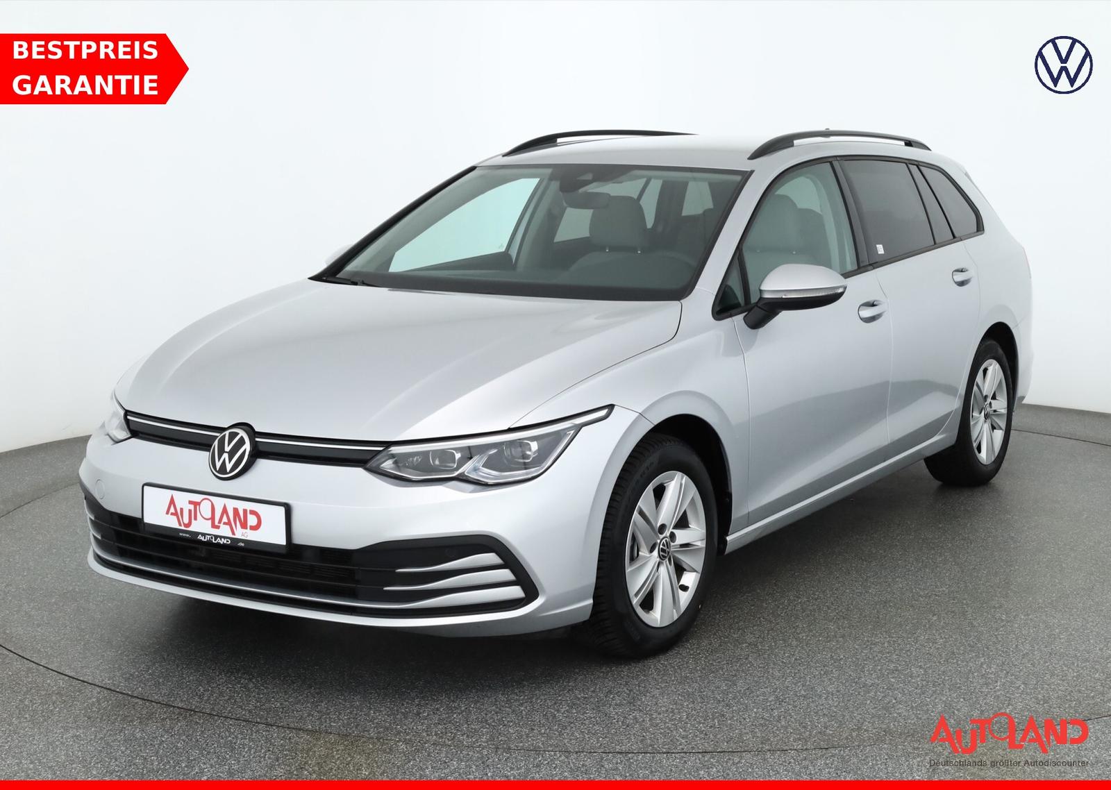 Volkswagen Golf VIII Variant 1.5 TSI Life LED Navi SHZ AHK