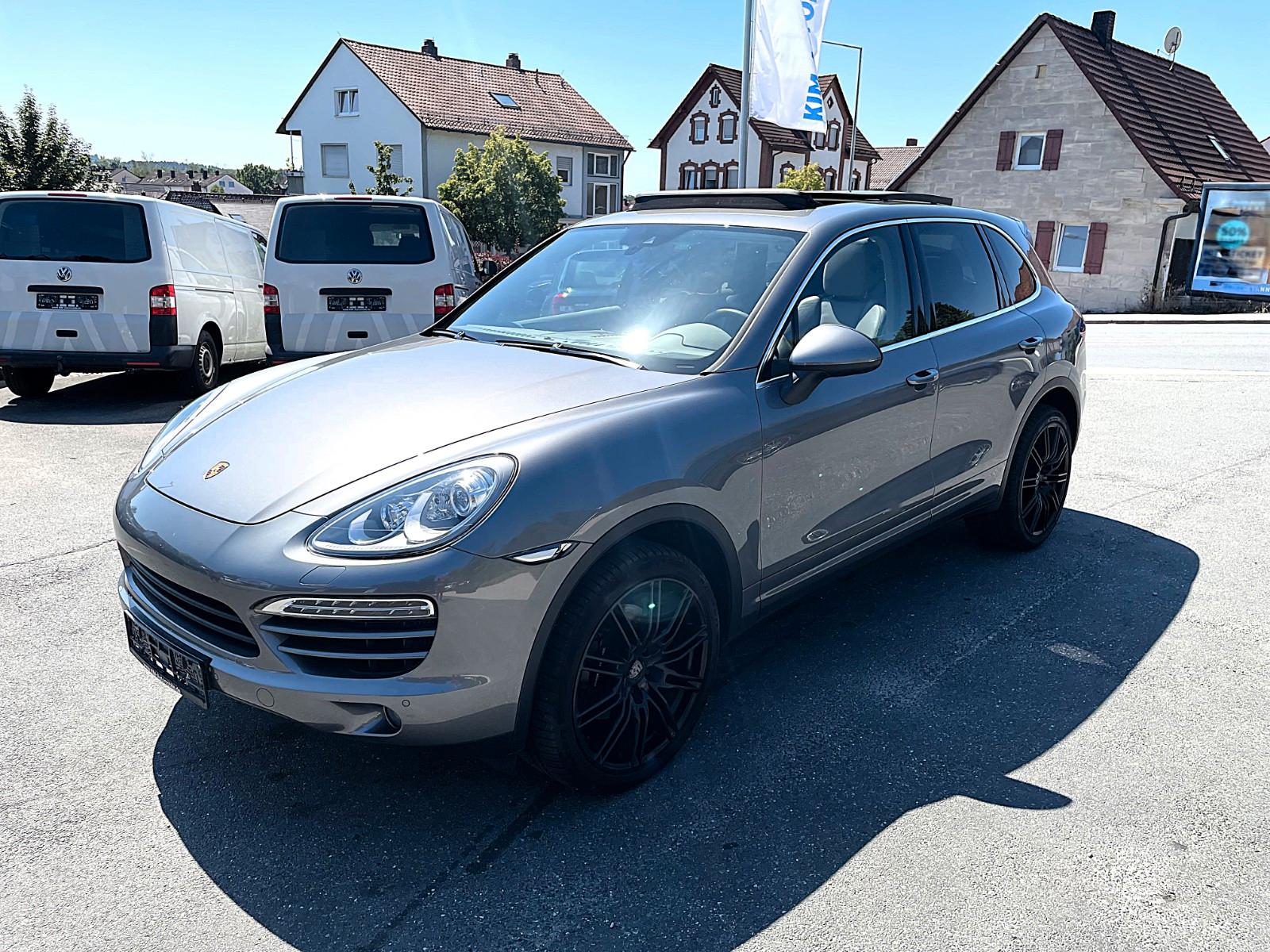 Porsche Cayenne Diesel"TOP"PANORAMA/21"/LEDER//14 WEGE//