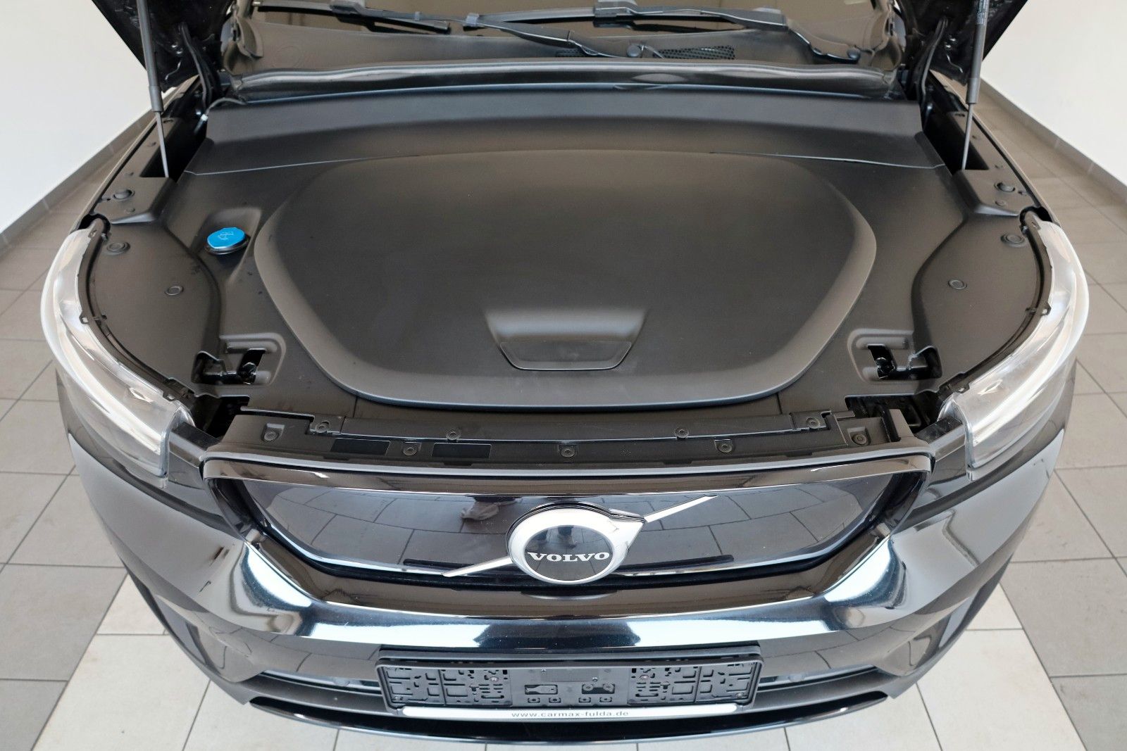 Fahrzeugabbildung Volvo XC40 Plus Recharge,T.Leder,Navi,LED,Kamera,SH
