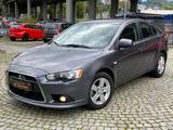 Mitsubishi Lancer Sportback 1.5 Garantie 1.Hand TÜV NEU SHZ - Mitsubishi Lancer mit Benzin-Antrieb: Sport