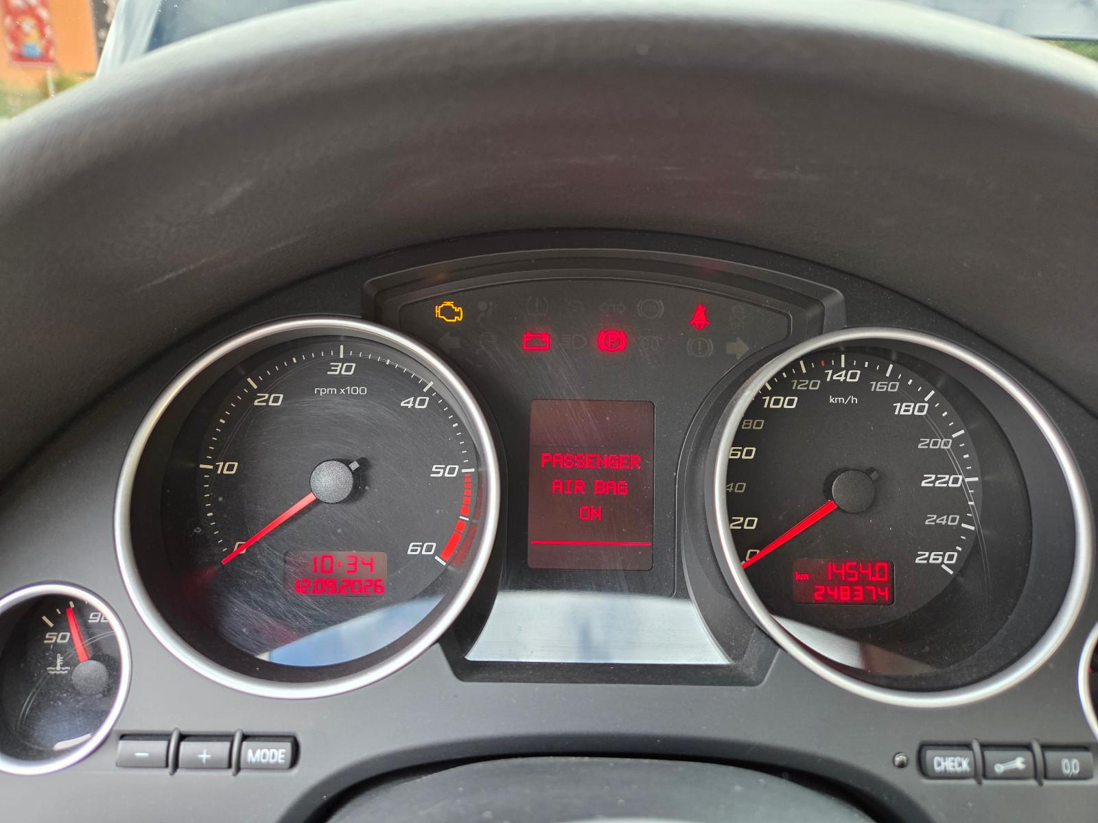 Seat SEAT Exeo ST 2.0 TDI 143 PS (baugleich Audi A4) 