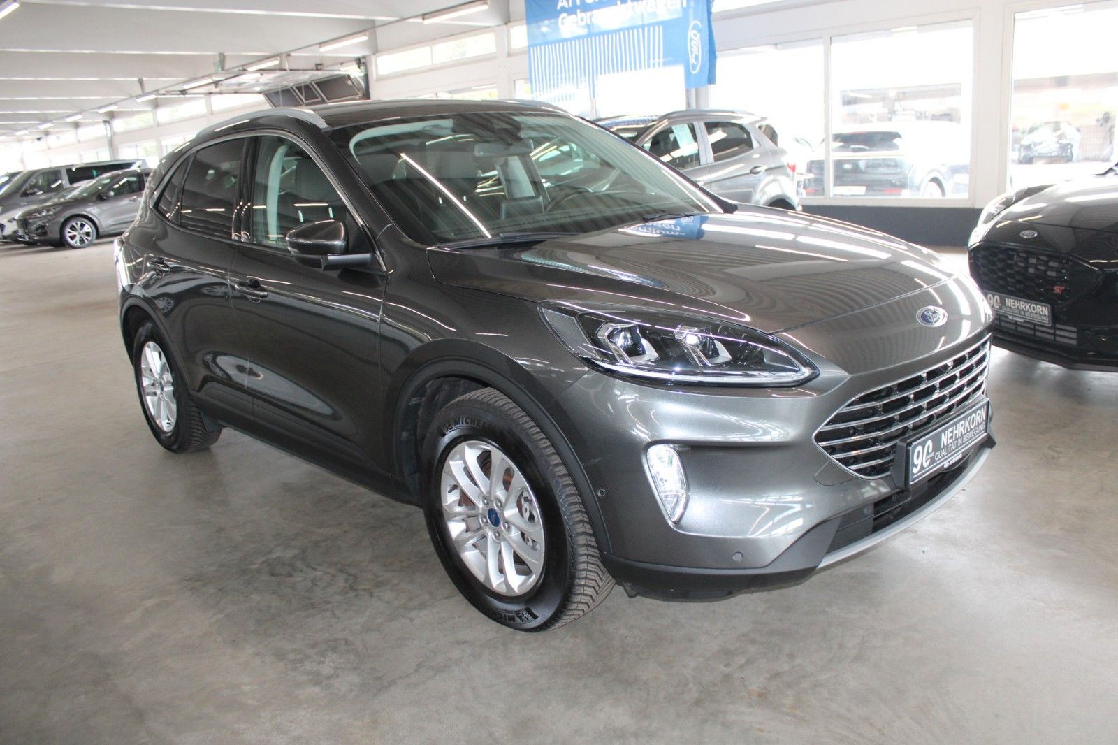 Fahrzeugabbildung Ford Kuga PHEV Titanium X AHK LED HUD 2xCam WinterP.