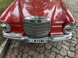 Mercedes-Benz 220 SEB/C Coupé von 1962 rot Tüv 11/26 - Mercedes-Benz 220: Seb