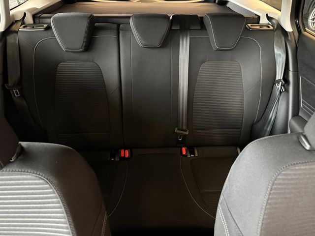 MYAUTOCENTER – Gebraucht- und Jahreswagen mit Werkstattservice in Pfaffenhofen Ford Focus *KEYLESS*ACC*NAV*1-HAND*2-ZONEN*