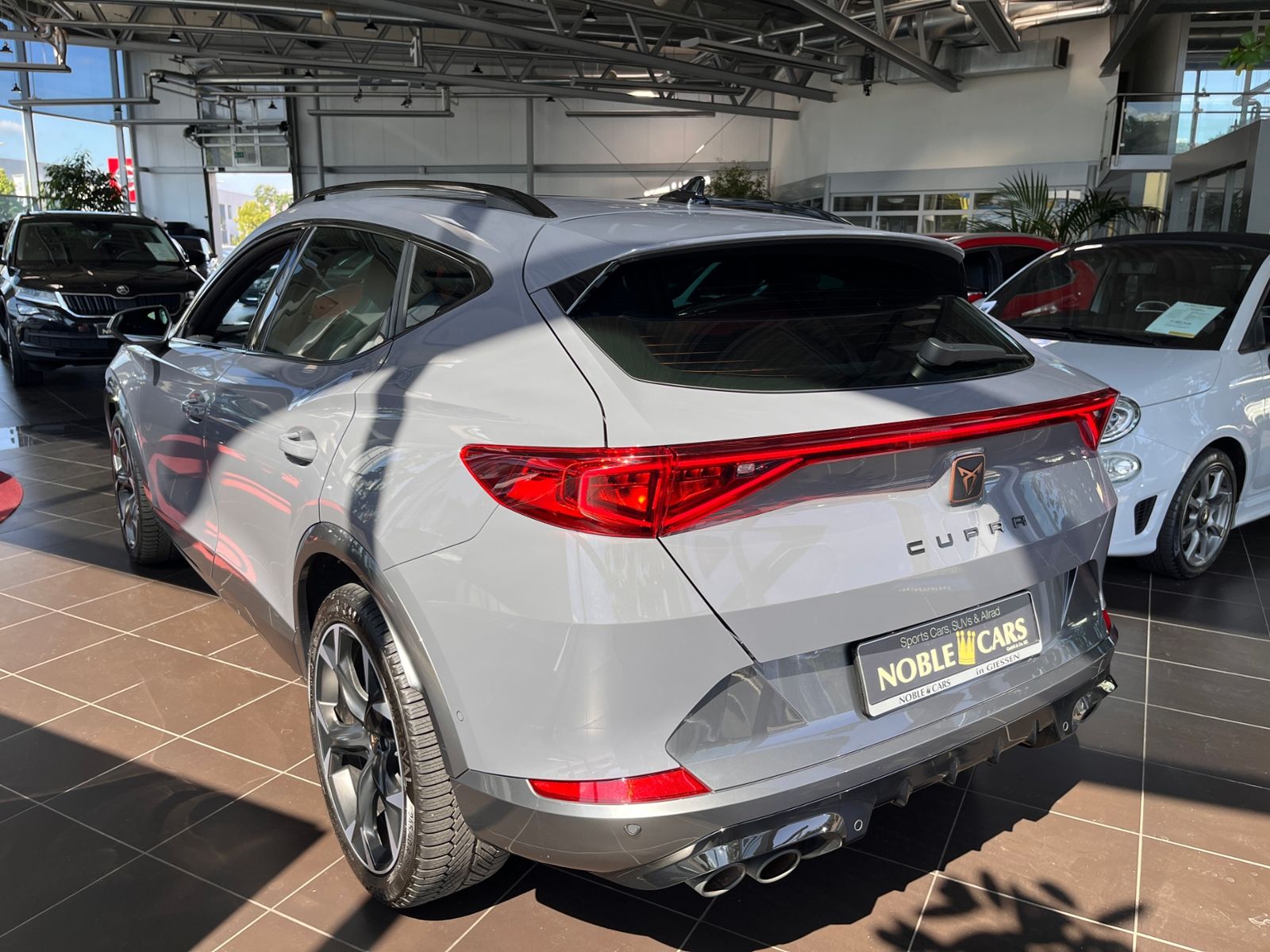 Fahrzeugabbildung CUPRA Formentor VZ 4Drive AHK PANO LEDER BEATS 19"
