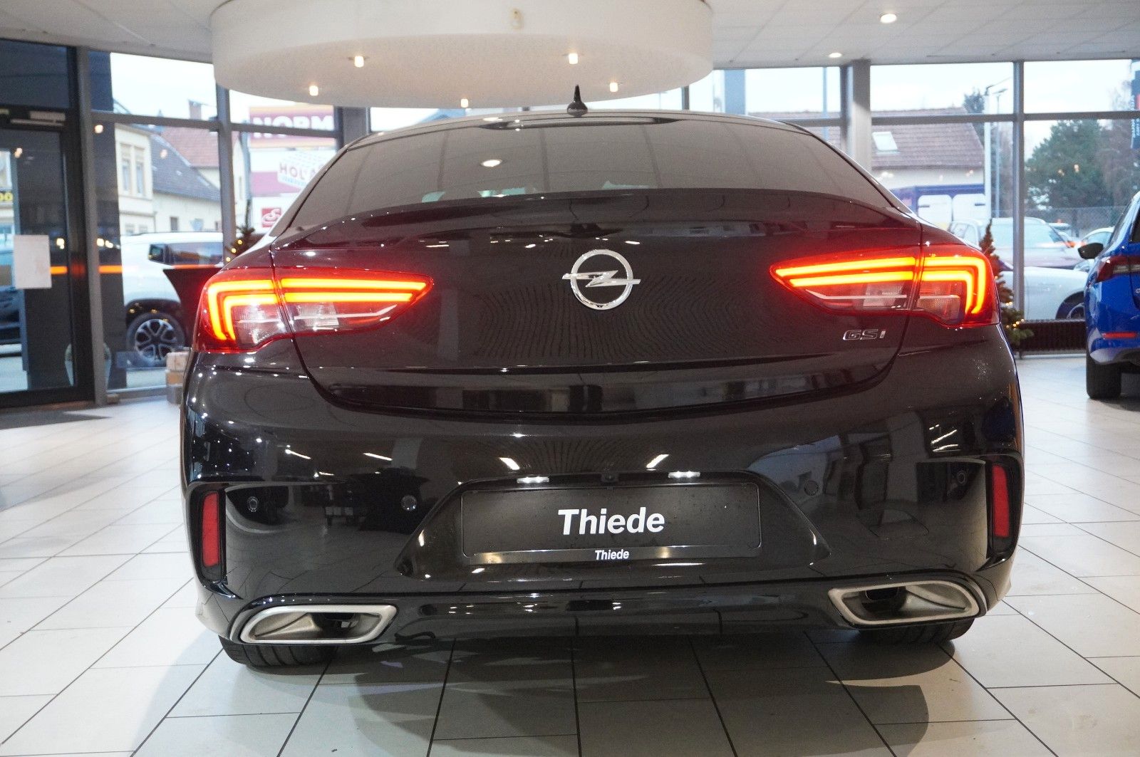 Fahrzeugabbildung Opel Insignia B GS GSi 4x4 PERFORMANCE/20"ALU/MASSAGE