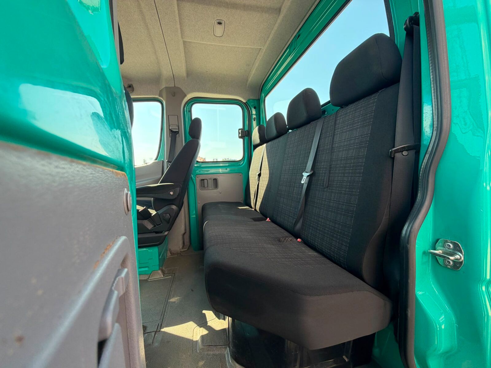 Fahrzeugabbildung Mercedes-Benz Sprinter 216 CDI Pritsche / DoKa / Blatt/Luft