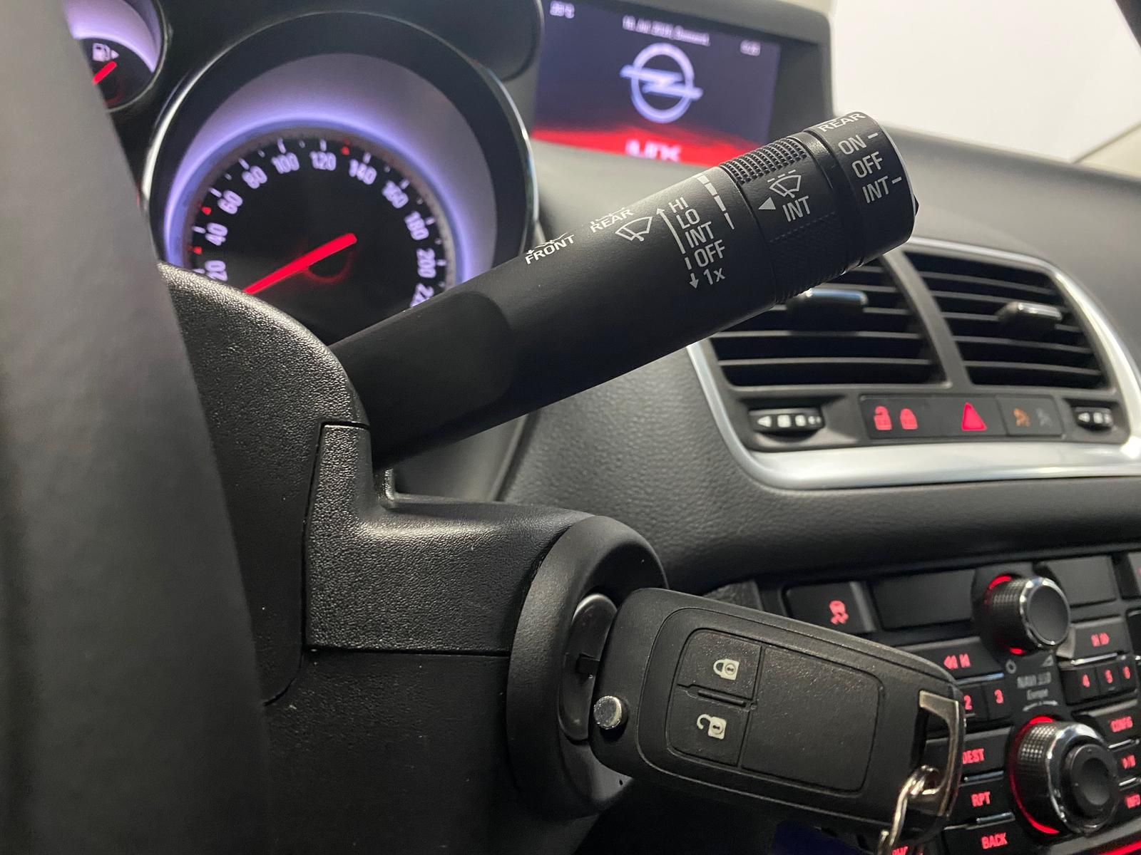 Fahrzeugabbildung Opel Meriva 1.4 16V Turbo Innovation+NAVI+KAMERA+PDC