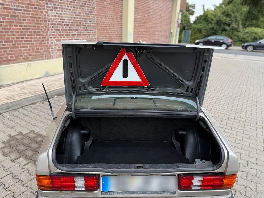 Mercedes-Benz 190