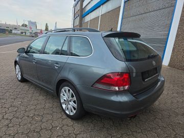Volkswagen Golf - 2