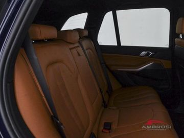 BMW X5 - 11