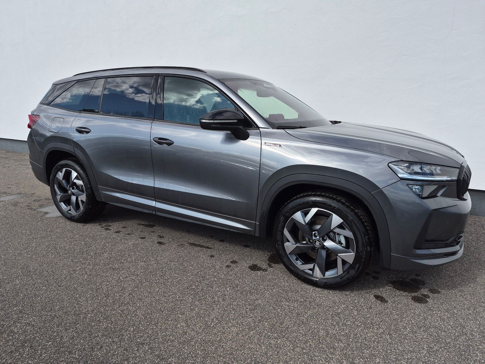 Skoda Kodiaq 4x4 Sportline AHK/ACC/bhFr/Shz v+h/Nav imagem 2