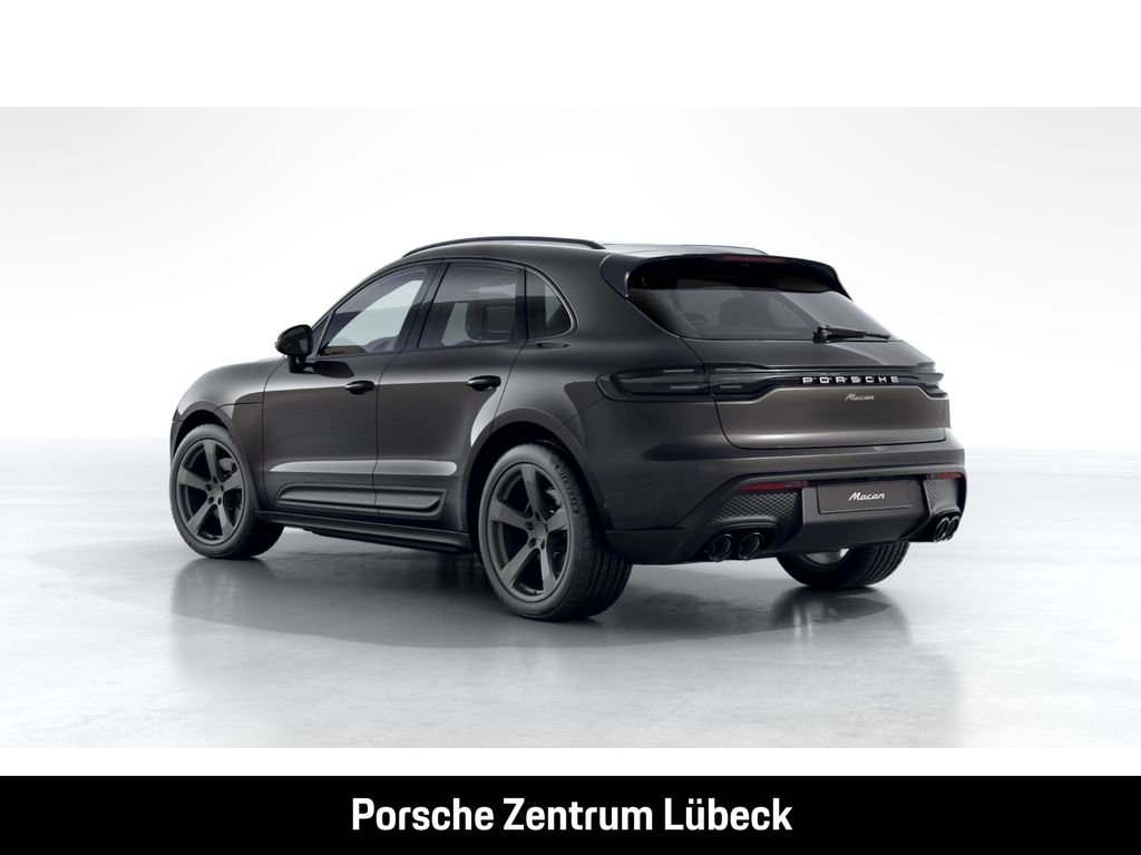 PORSCHE Macan 2023