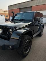 Jeep Wrangler JK 2/3  EZ 01.2013 - Jeep Wrangler in Hamburg