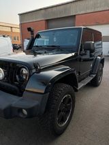 Jeep Wrangler JK 2/3  EZ 01.2013 - Jeep Wrangler in Hamburg