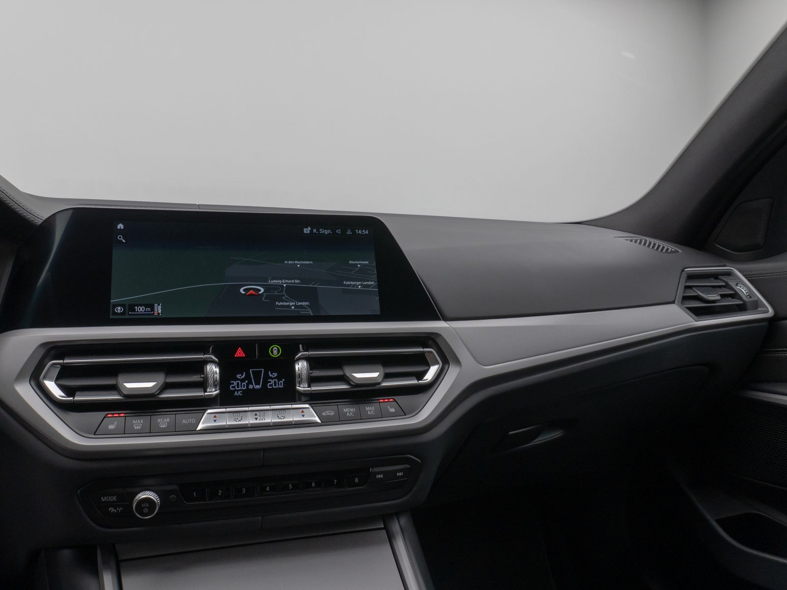 Fahrzeugabbildung BMW 320d DAB HiFi CockPitPro Lordos Alarm PDC Sport
