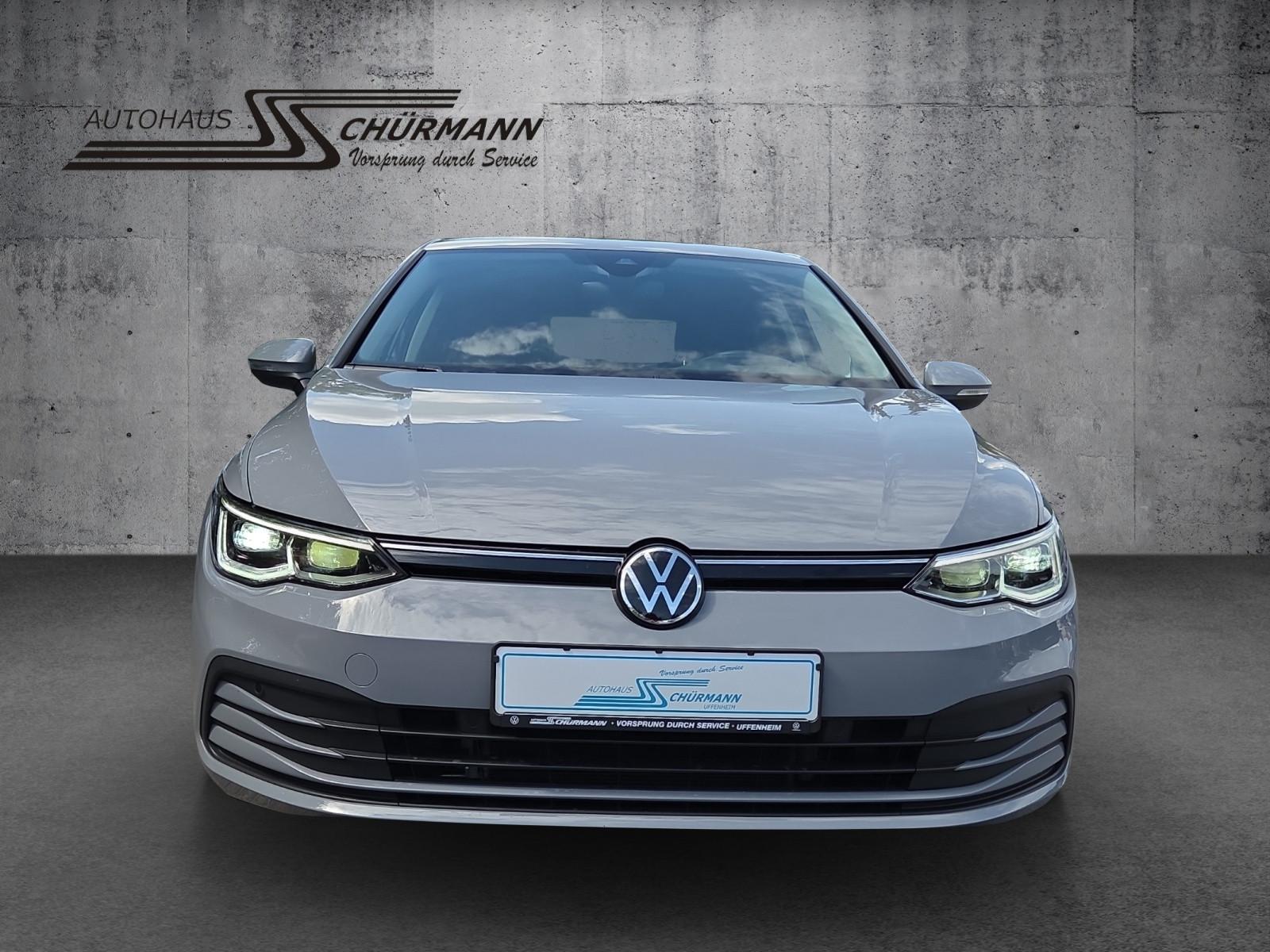 Volkswagen Golf UNITED 1.5 eTSI OPF DSG IQ.Light RFK AHK