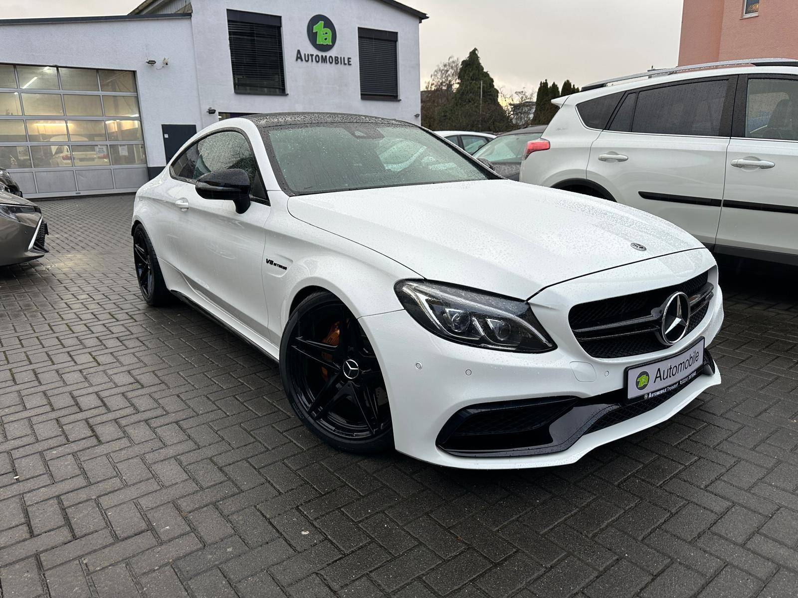 Mercedes-Benz C63 AMG Coupe Night-Paket*NAVI*KAM*PANO