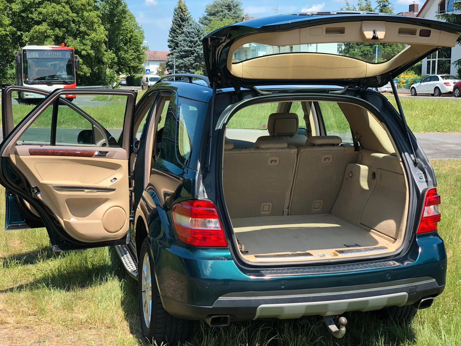 Mercedes-Benz ML 350 Edition*Allrad*Luftfahrwerk*Förstergrün