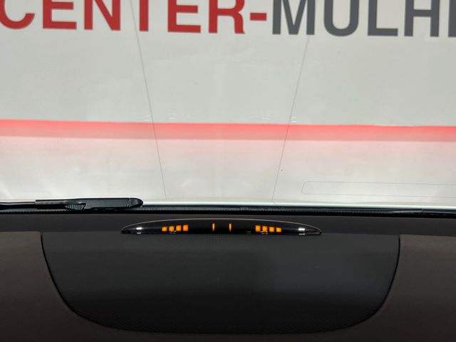 Mercedes-Benz SLC 300 Roadster AMG Automatik,Klima,LED,Alu 18"