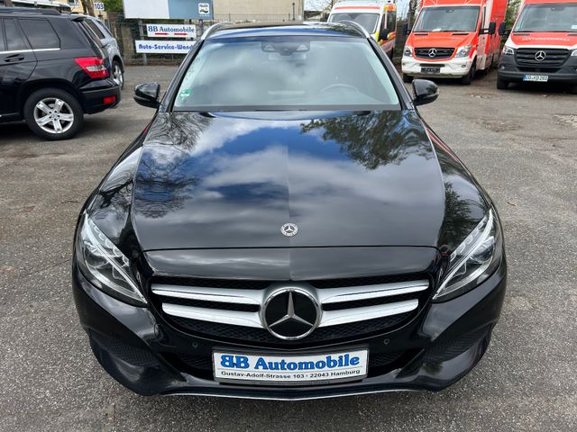 MERCEDES-BENZ C 220
