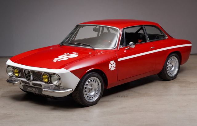 Alfa Romeo GT 1300 Junior GTA Tribute