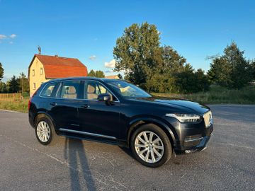 Volvo XC90 - 2