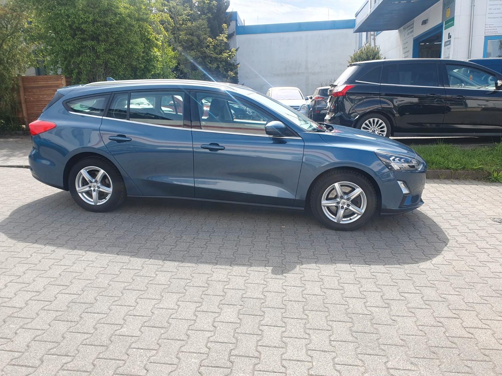 Ford Focus Turnier Cool & Connect
