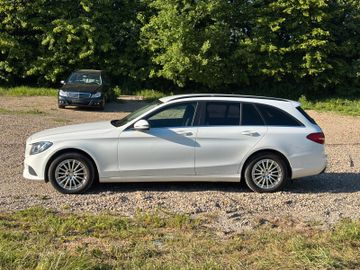 Mercedes C 200 - 4