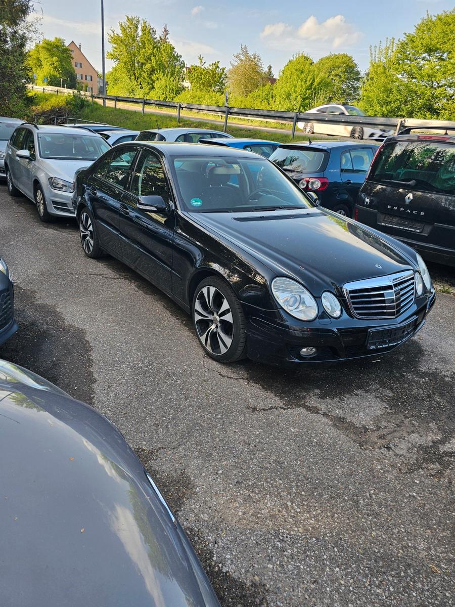 Mercedes-Benz E 220