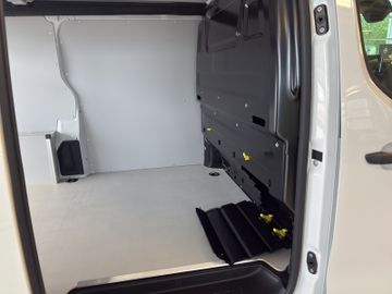 Fotografie 13 des Opel Vivaro 1.5 L2 AHK LED Boden Beifahrerdoppelbank