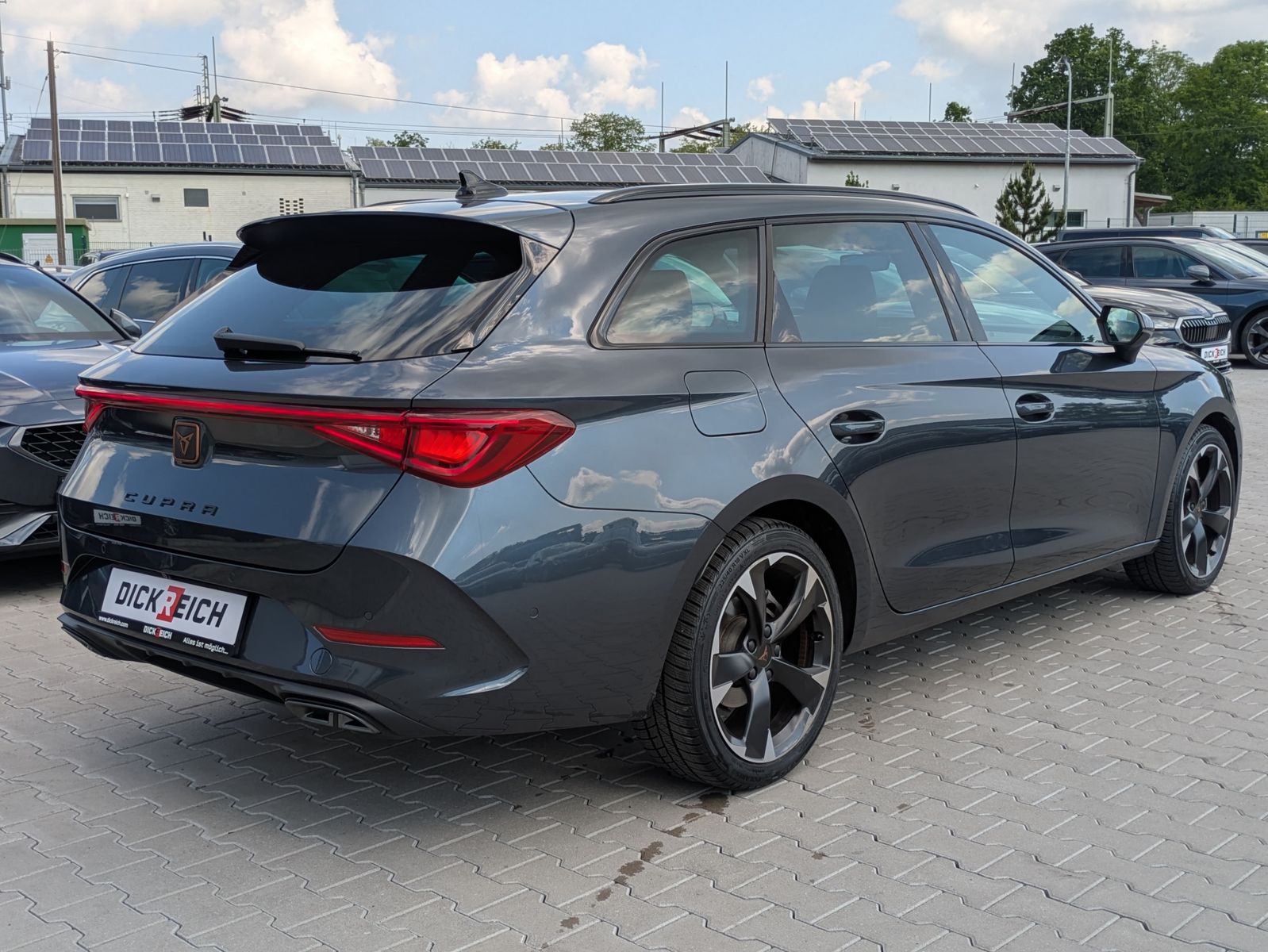 Fahrzeugabbildung CUPRA Leon 1.5 eTSI DSG MATRIX-LED*ACC*APP*KAMERA*18"