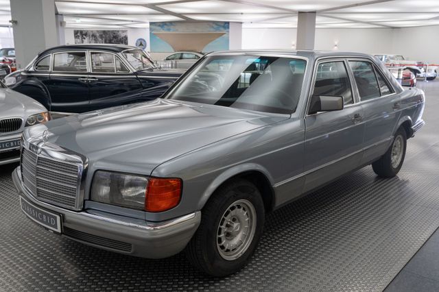 Mercedes-Benz 380 SE (W126)