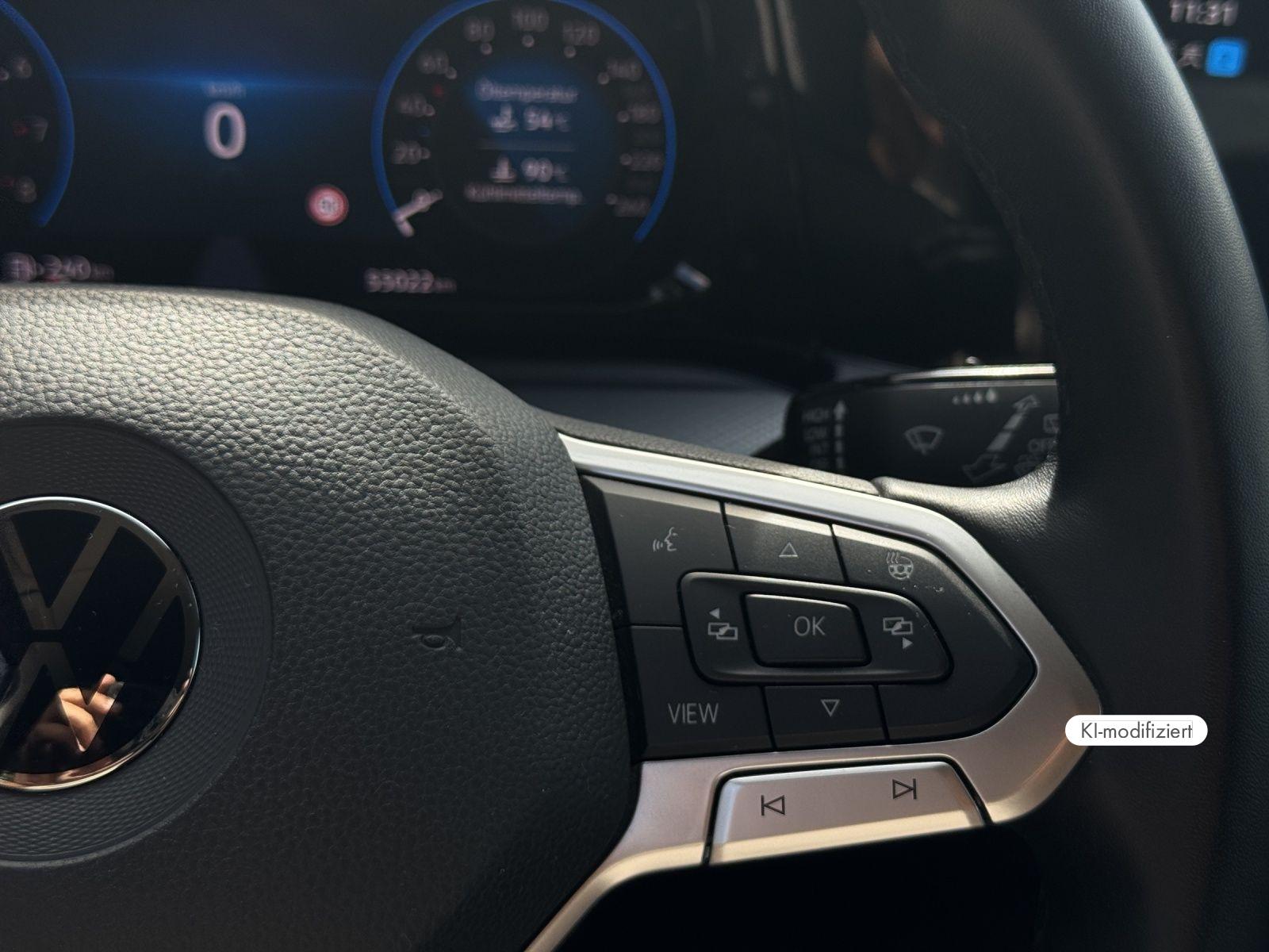 Volkswagen Golf VIII ACTIVE 1.0 TSI LED NAVI PDC SHZ AIR CA, миниатюра 18