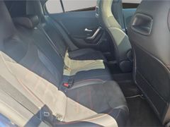 MERCEDES-BENZ A 250 AMG Line El. Panodach Navi Digitales Cockp