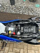 Suzuki Gladius  - SUZUKI GLADIUS