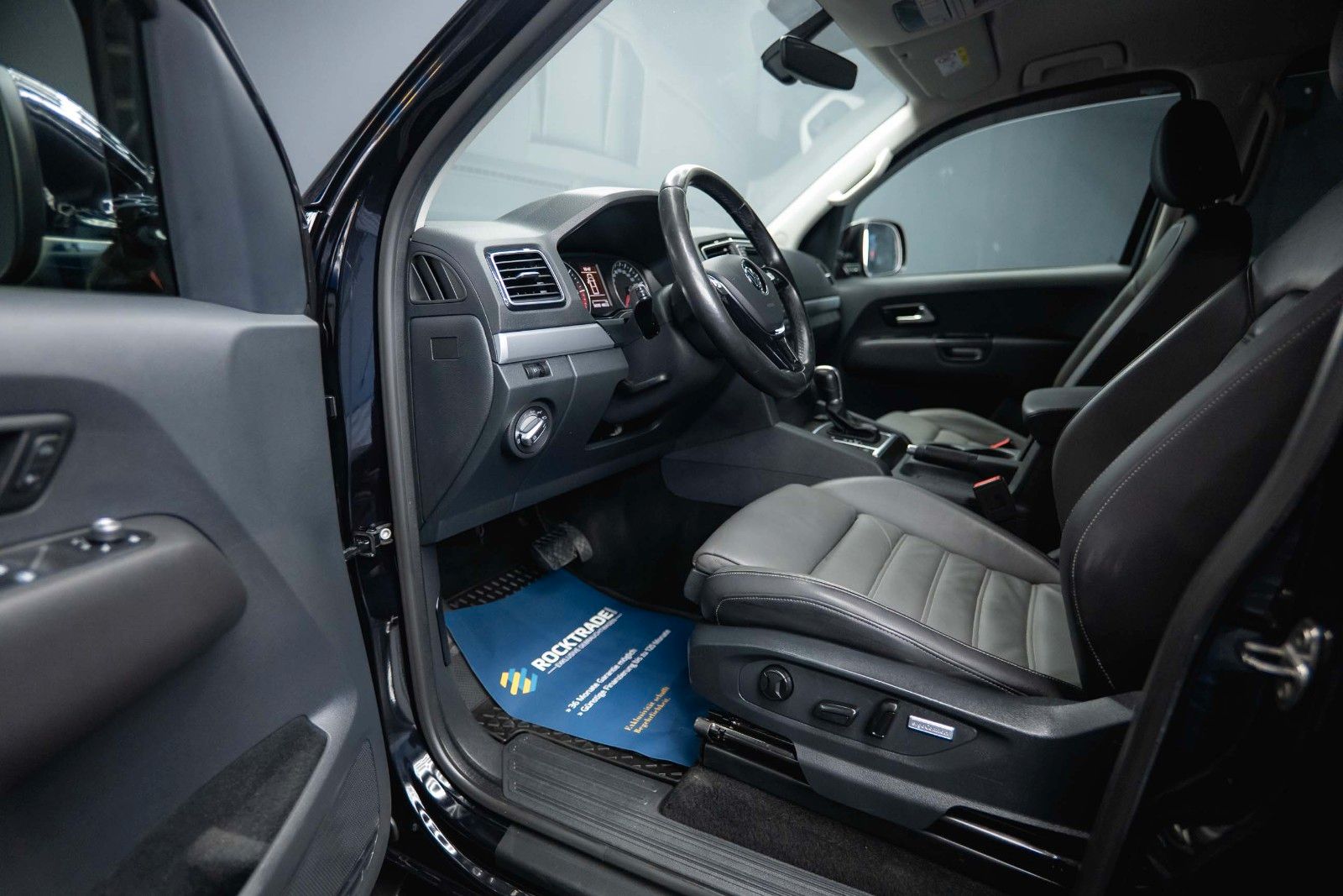 Fahrzeugabbildung Volkswagen Amarok V6 Highline 4Motion BLACK OFFROAD Edition