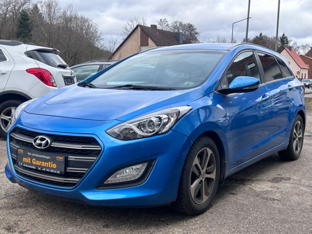 Hyundai i30 cw blue Classic/TüvNeu/ServicNeu/Automatik