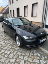 BMW 330i Cabrio e92  Edition Exclusive - BMW 330 mit Benzin-Antrieb: Cabrio, Automatik