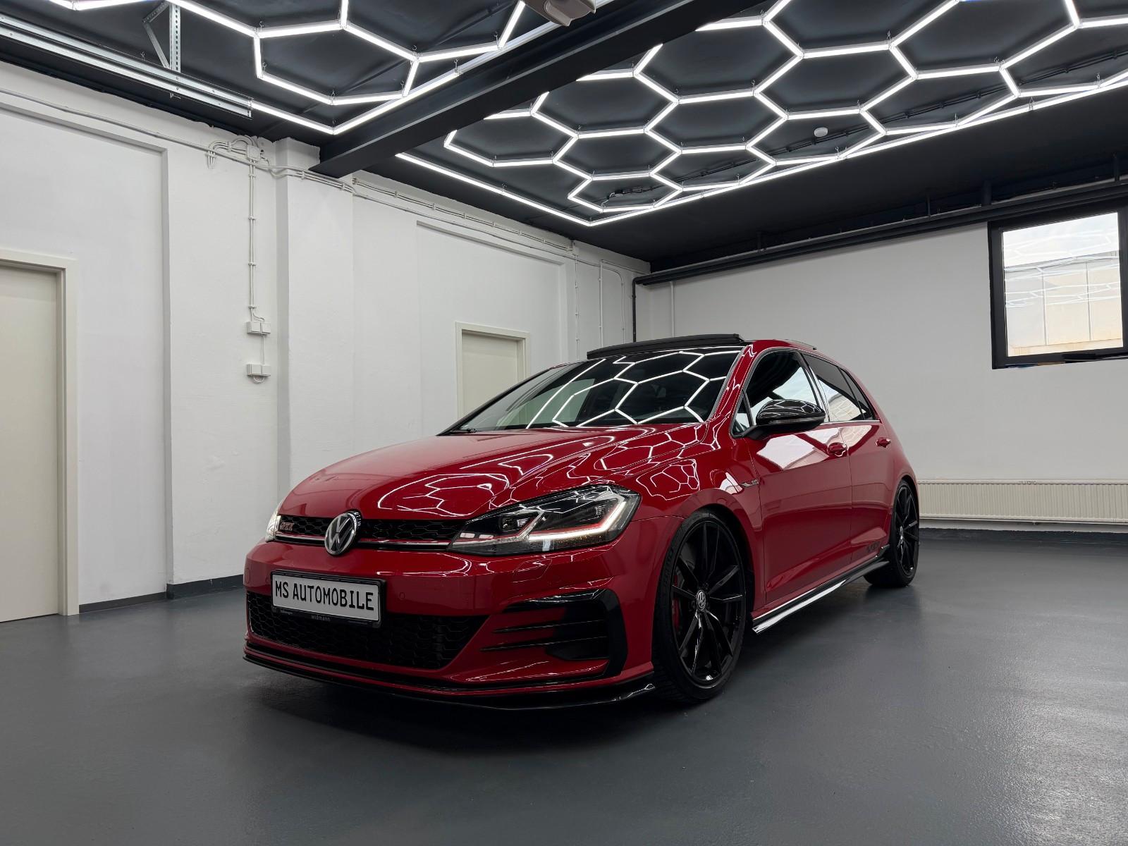 Volkswagen GTI TCR*AKRAPOVIC*PANORAMA*DCC*ACC*R.KAM*