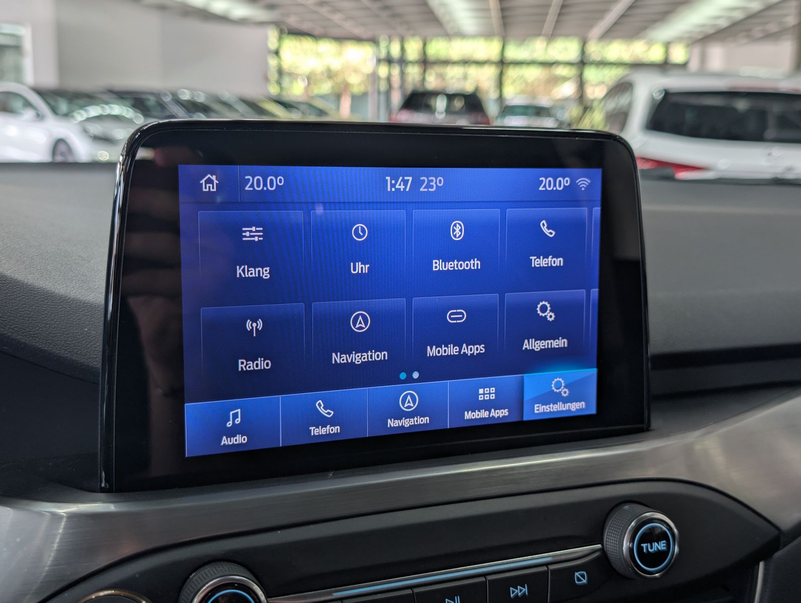 Fahrzeugabbildung Ford Focus Titanium 1.5 EB KAMERA TEMP APP LED MFL LM