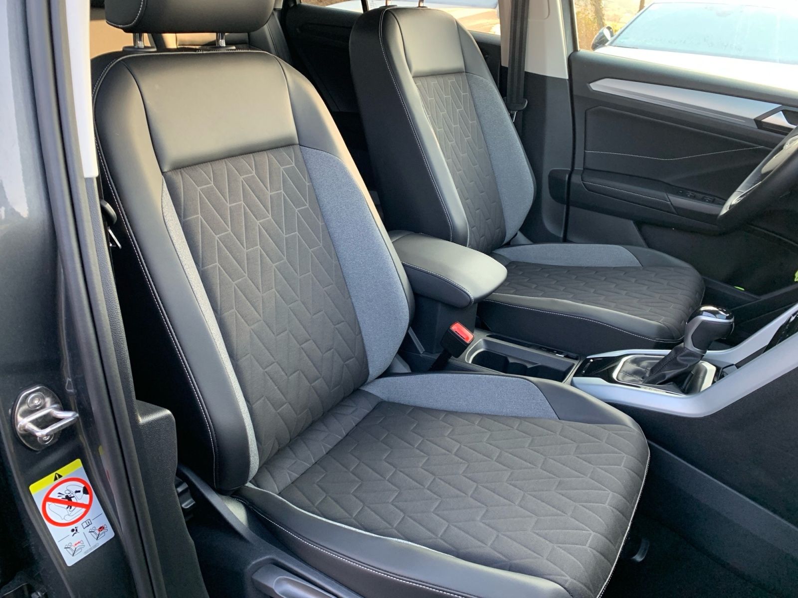 Volkswagen T-Roc - Bild 21