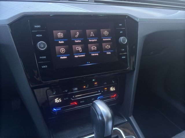 Volkswagen Passat Variant - Bild 10