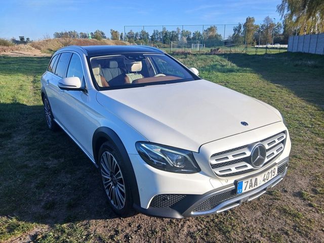 MERCEDES-BENZ d All Terrain 190kW Designo, Premium Plus