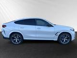 BMW X6 M60i xDrive AHK|Pano|Autobahnass.|Head-Up - scheckheftgepflegte BMW X6 M60