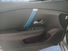 ë-C4 Lim. Shine ë-C4 Lim. Shine