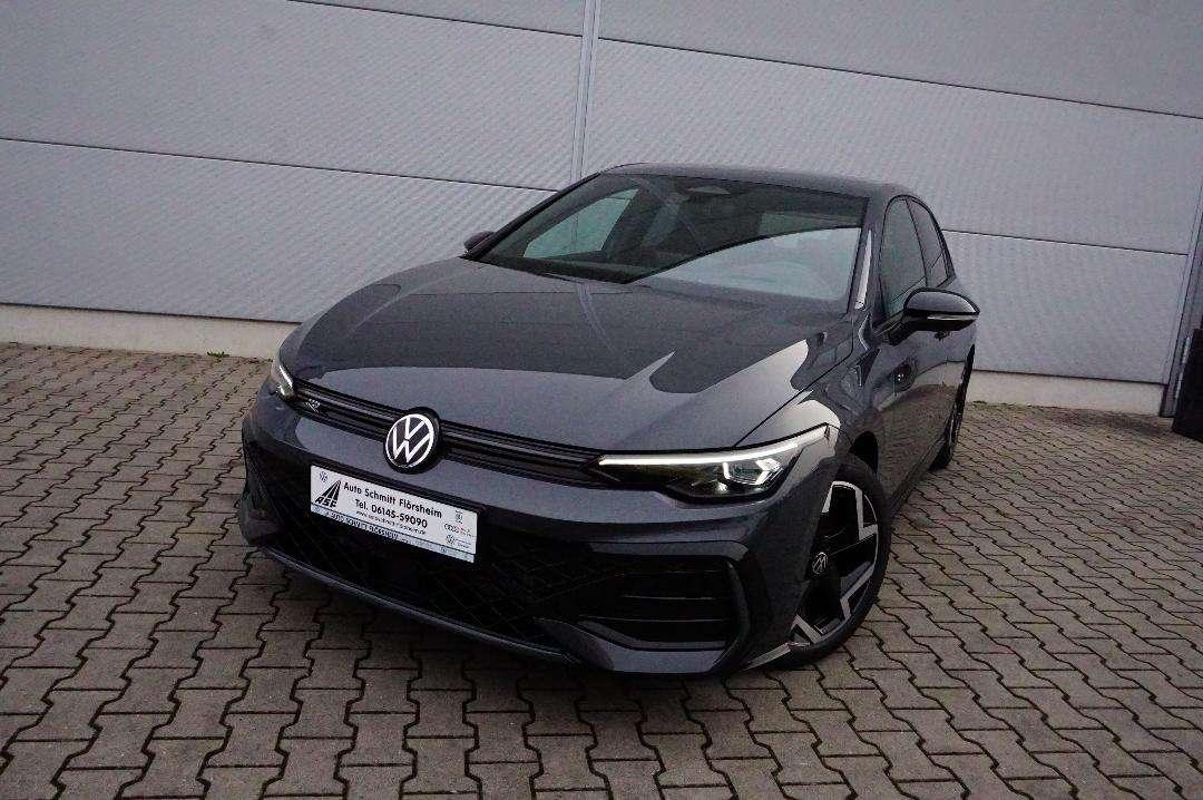 Volkswagen Golf R-Line  Black Style 1,5 l eTSI 7-Gang-DSG N