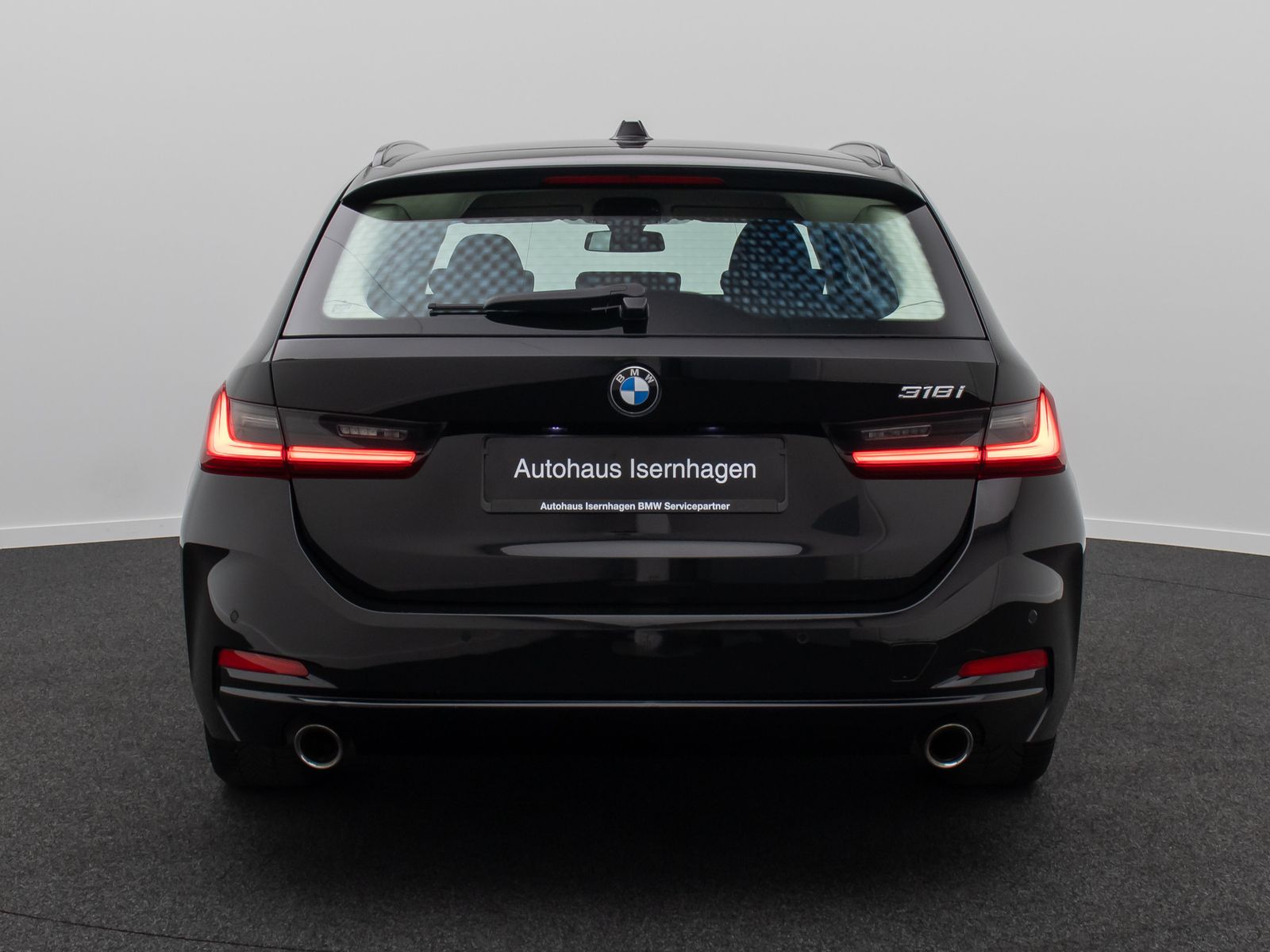 Fahrzeugabbildung BMW 318i Widscreen DAB GeschwindigReg PDC Cockpit+