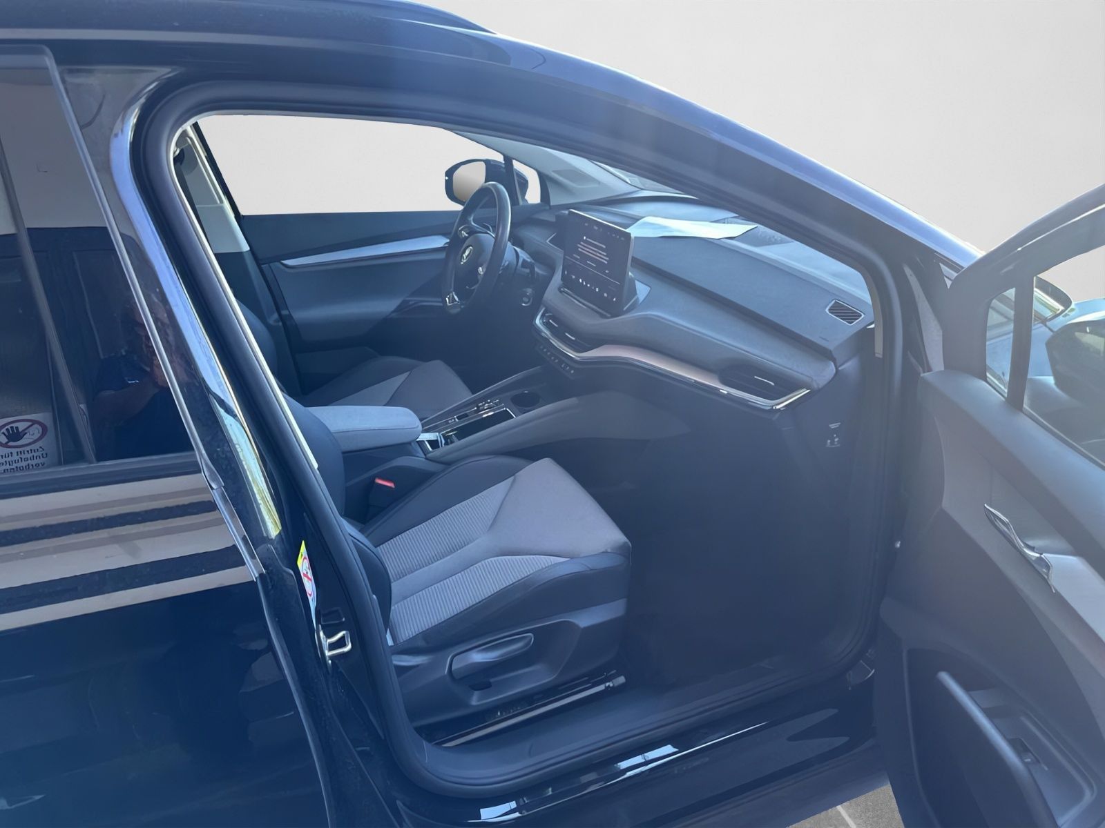 Skoda Enyaq iV 60 LED NAVI CARPLAY ACC RFK SHZ imagem 3